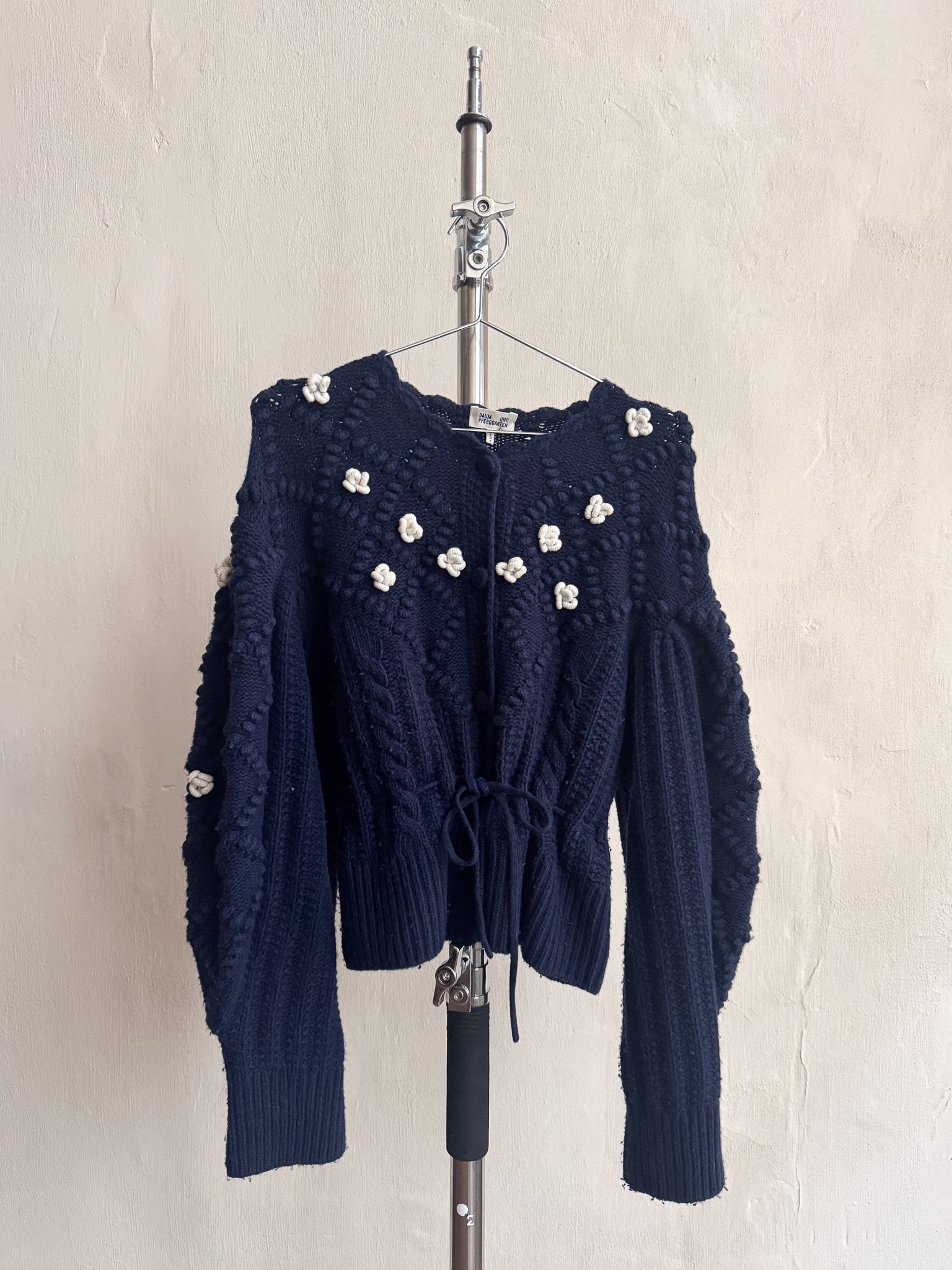 Baum Und Pferdgarten knit - Size L