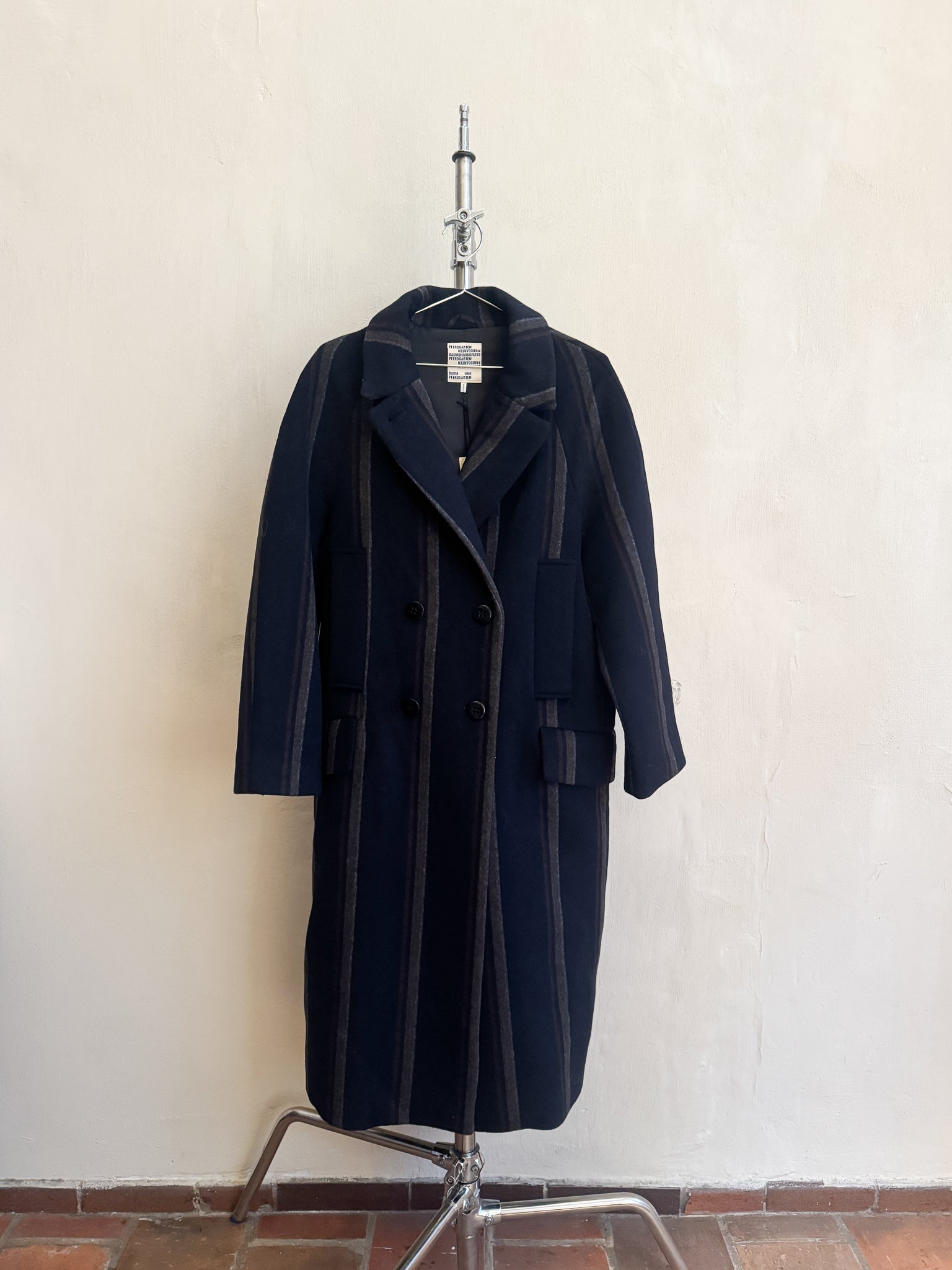 Baum Und Pferdgarten coat - Size M