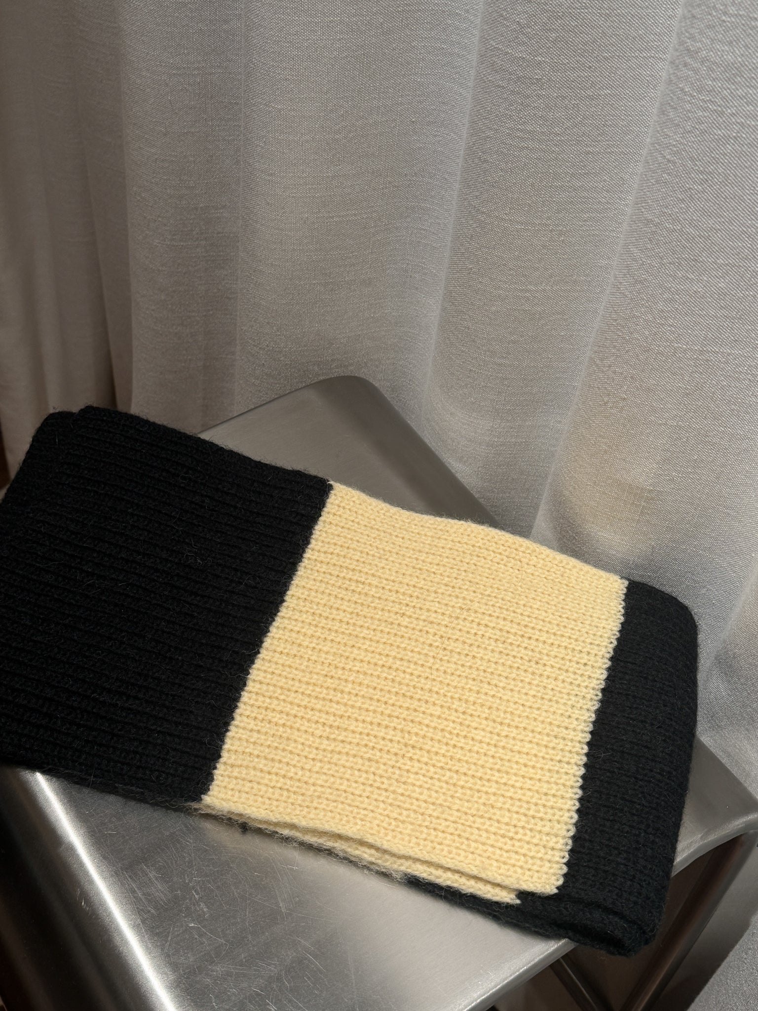 Baum Und Pferdgarten scarf