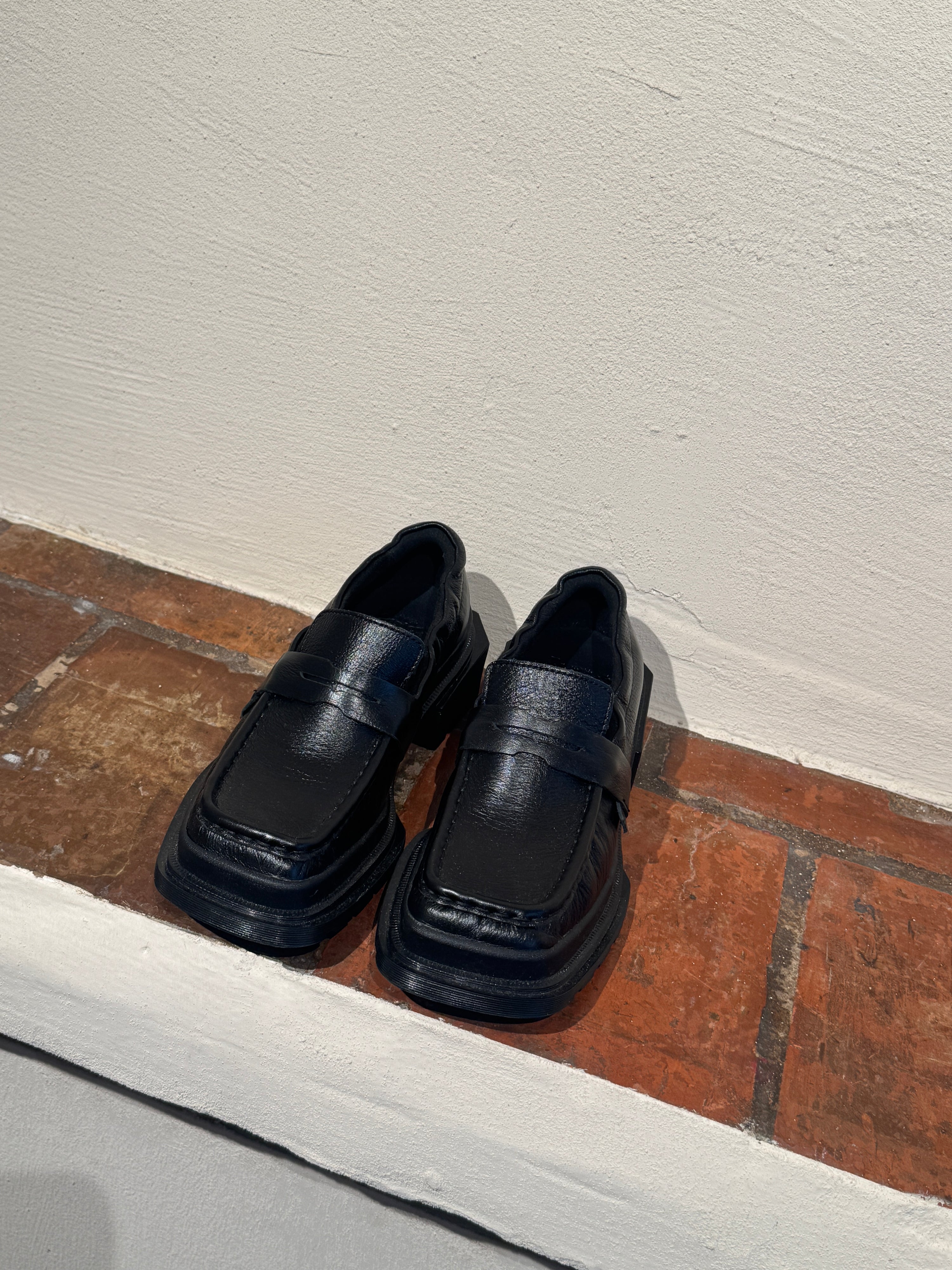 Dr Martens loafers - Size 37