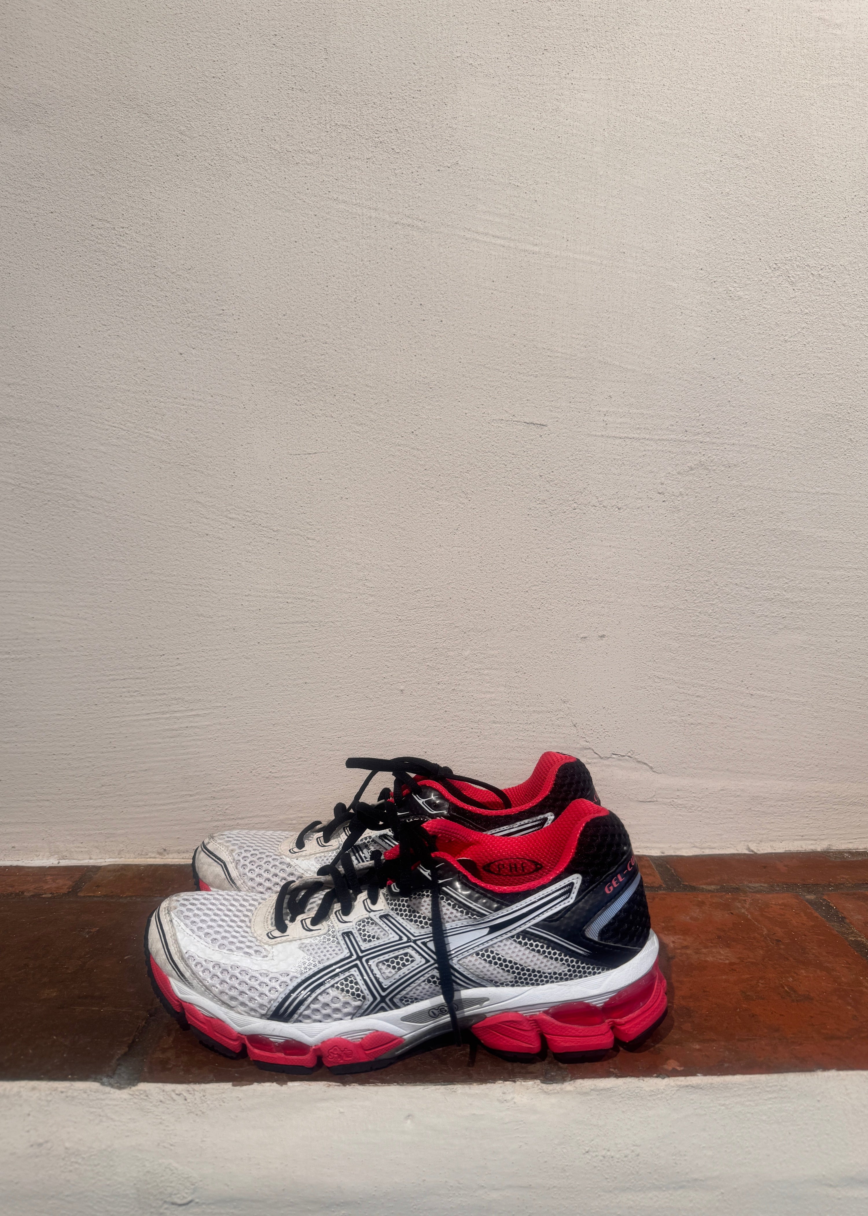 Asics sneakers - Size 39,5