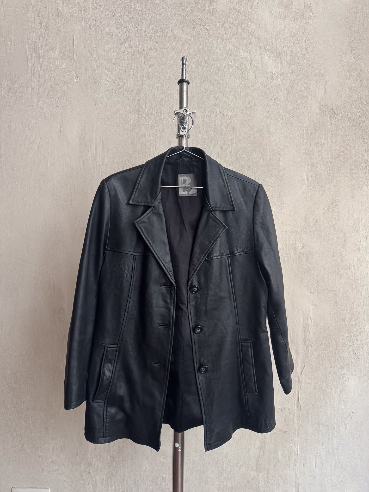 Vintage leather jacket - Size S