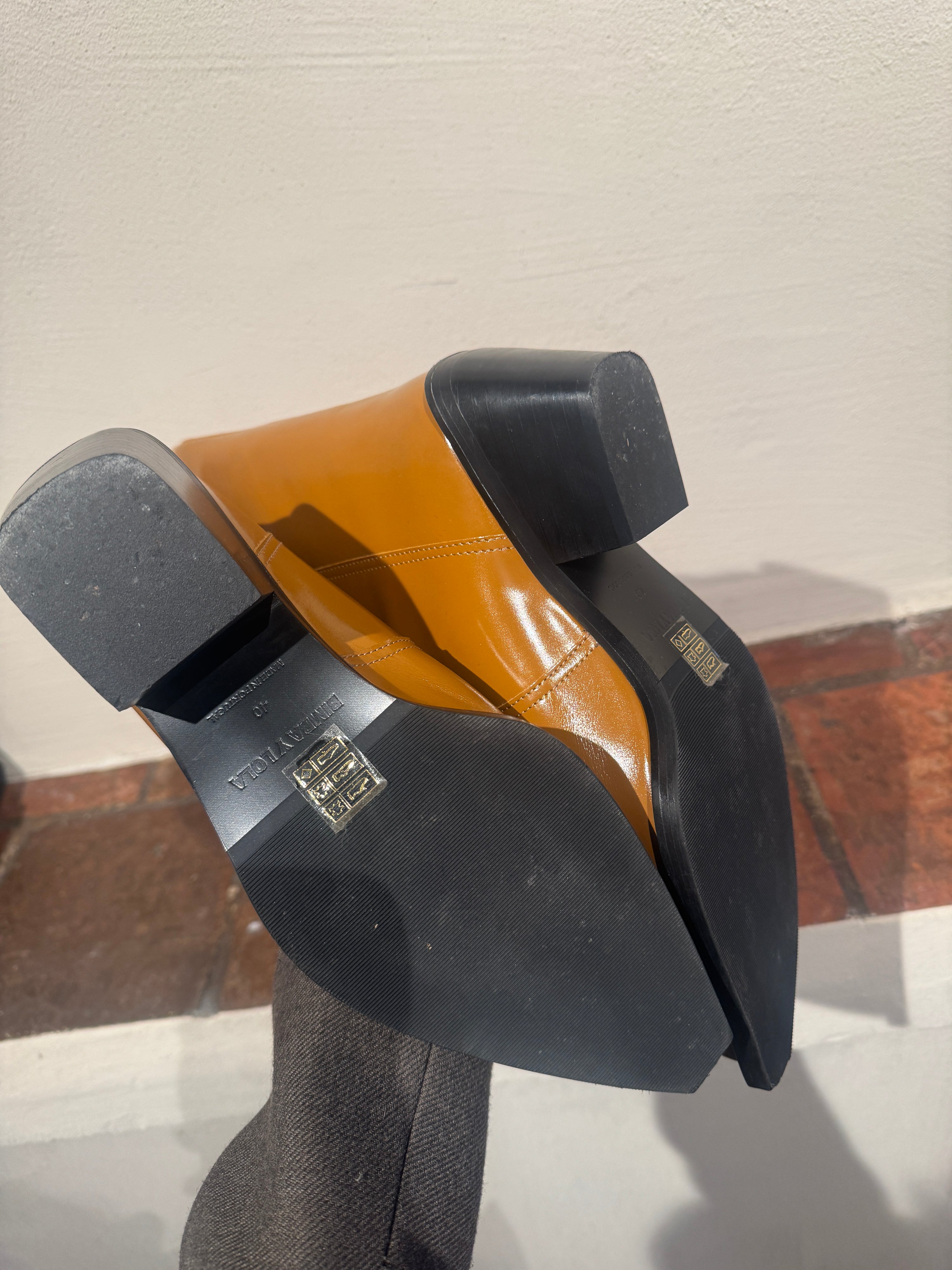 Bimba Y Lola boots - Size 40