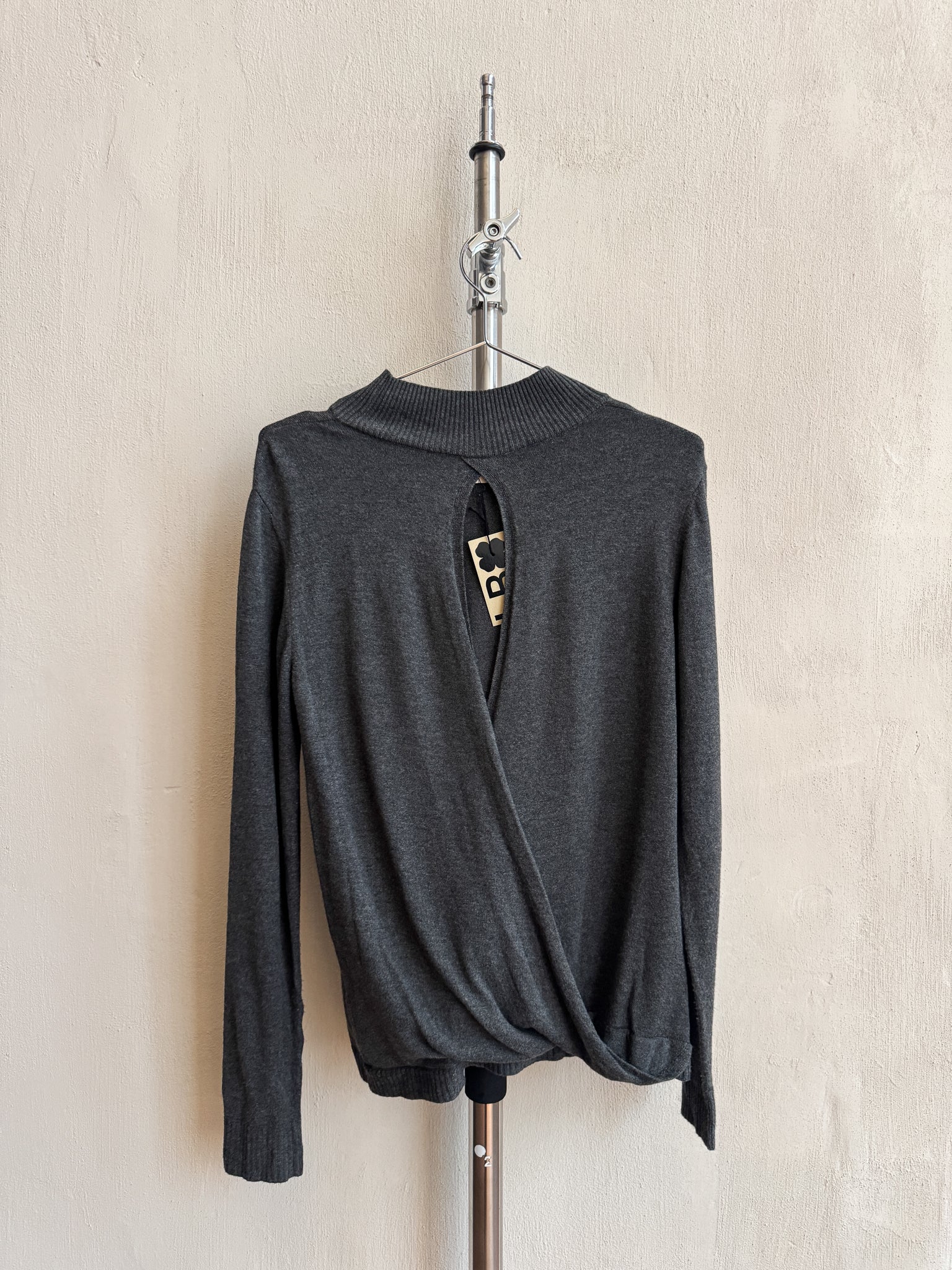 Open back knit - Size S