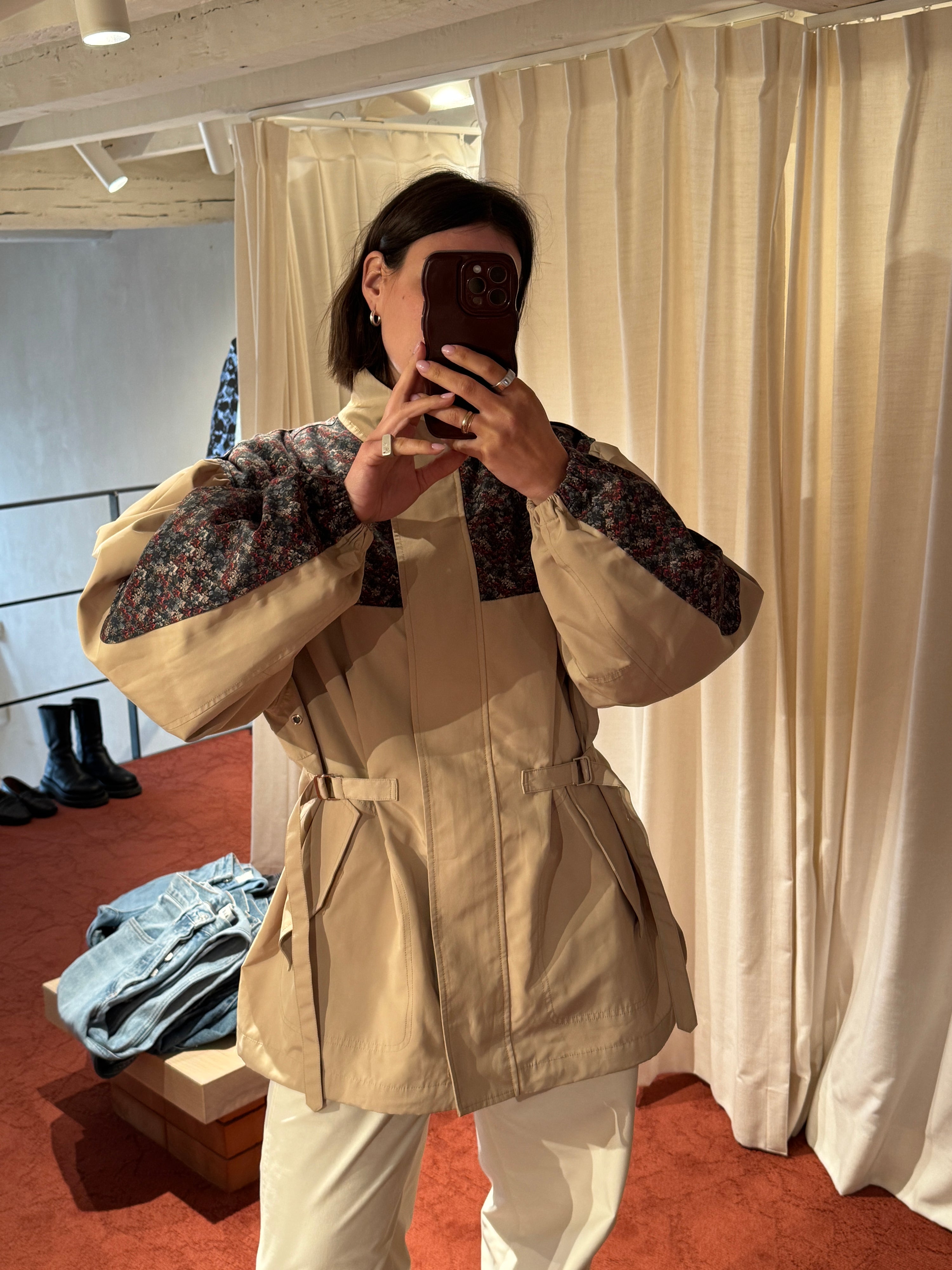 Pushbutton short trenchcoat - Size M