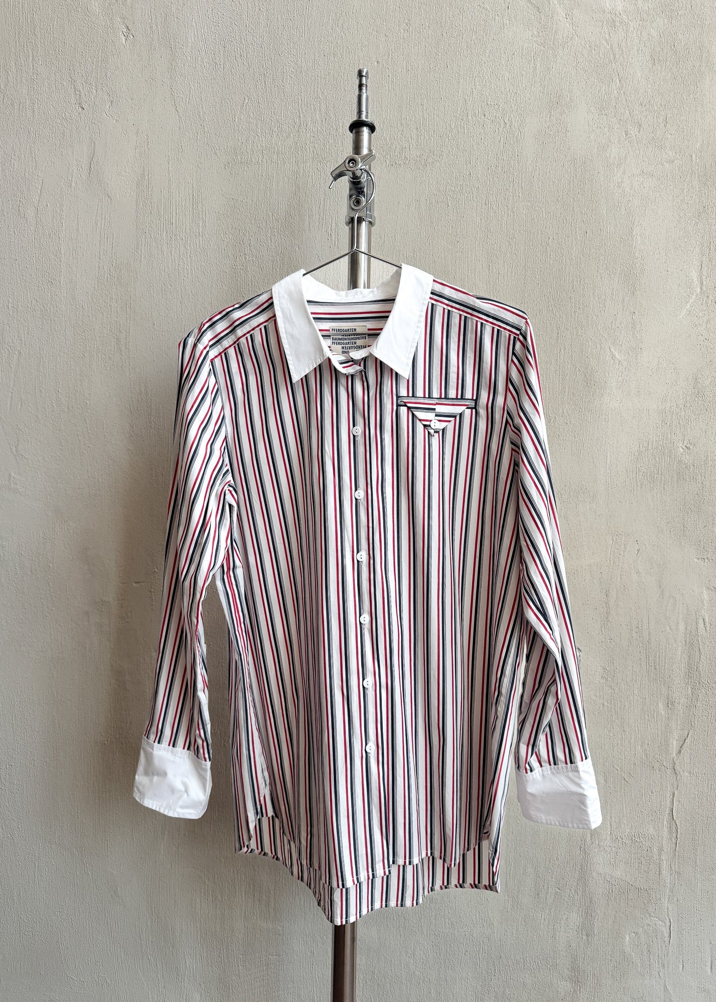 Baum Und Pferdgarten shirt - Size 40