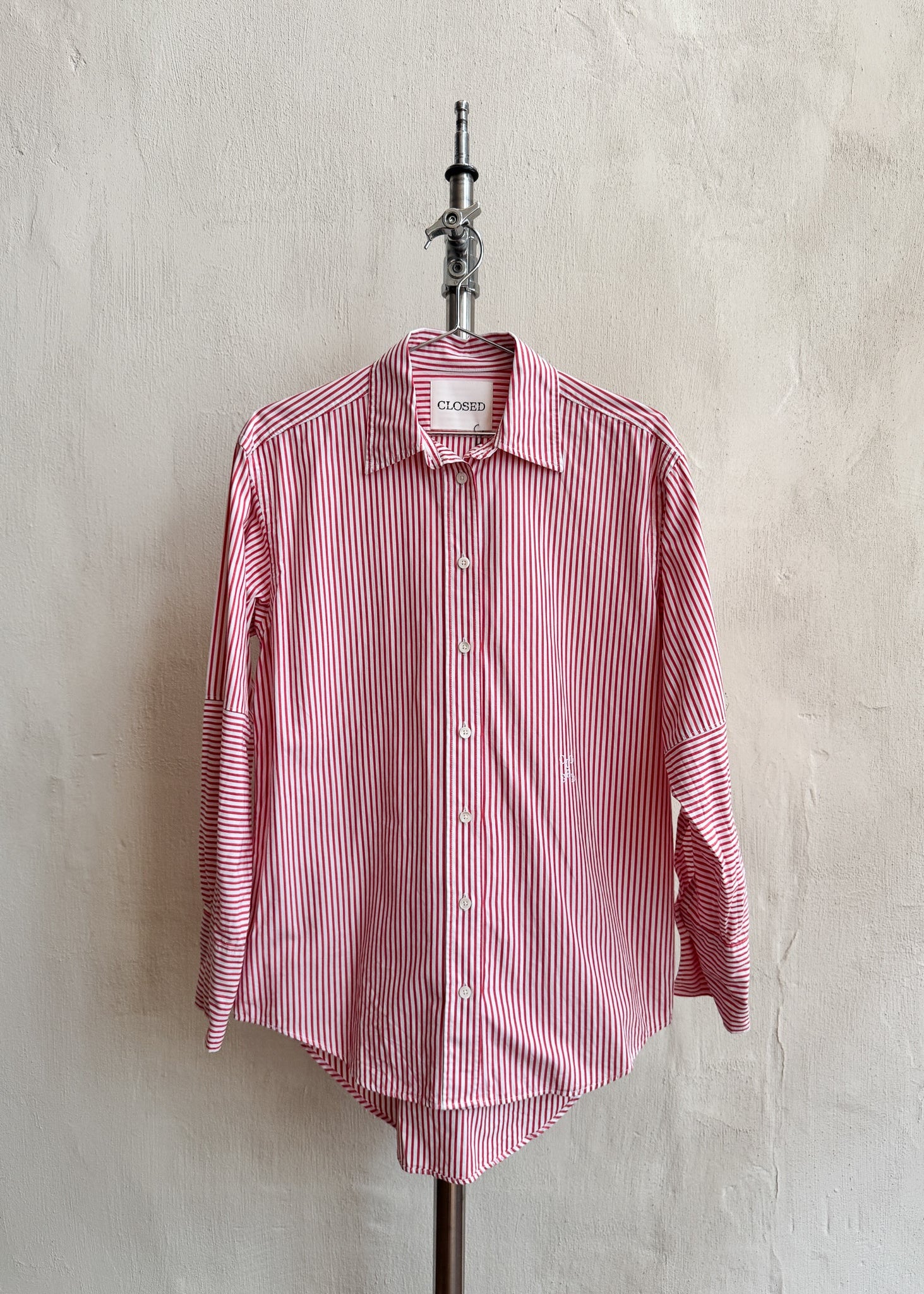 Closed shirt - Size XS
