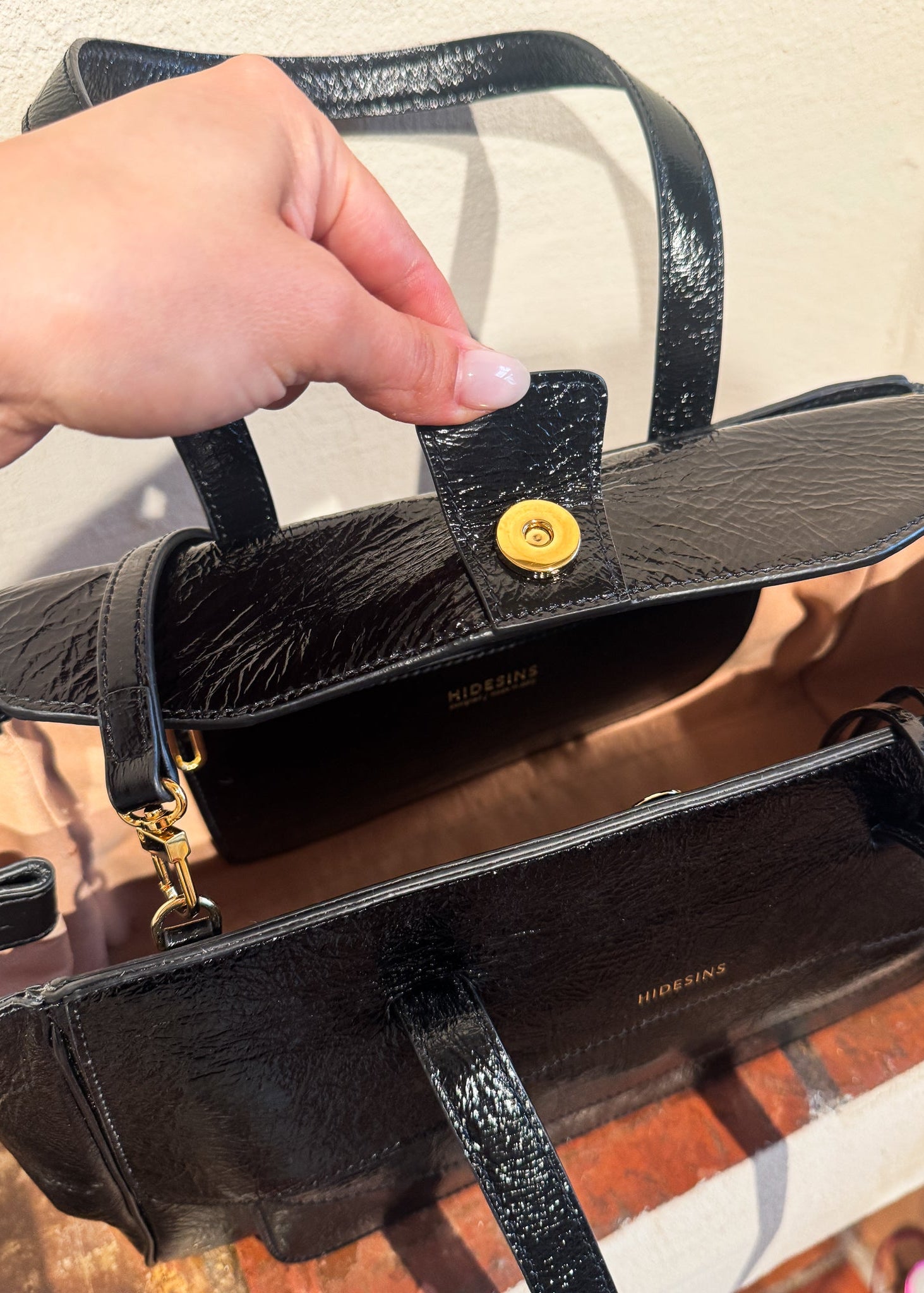 Hidesins bag